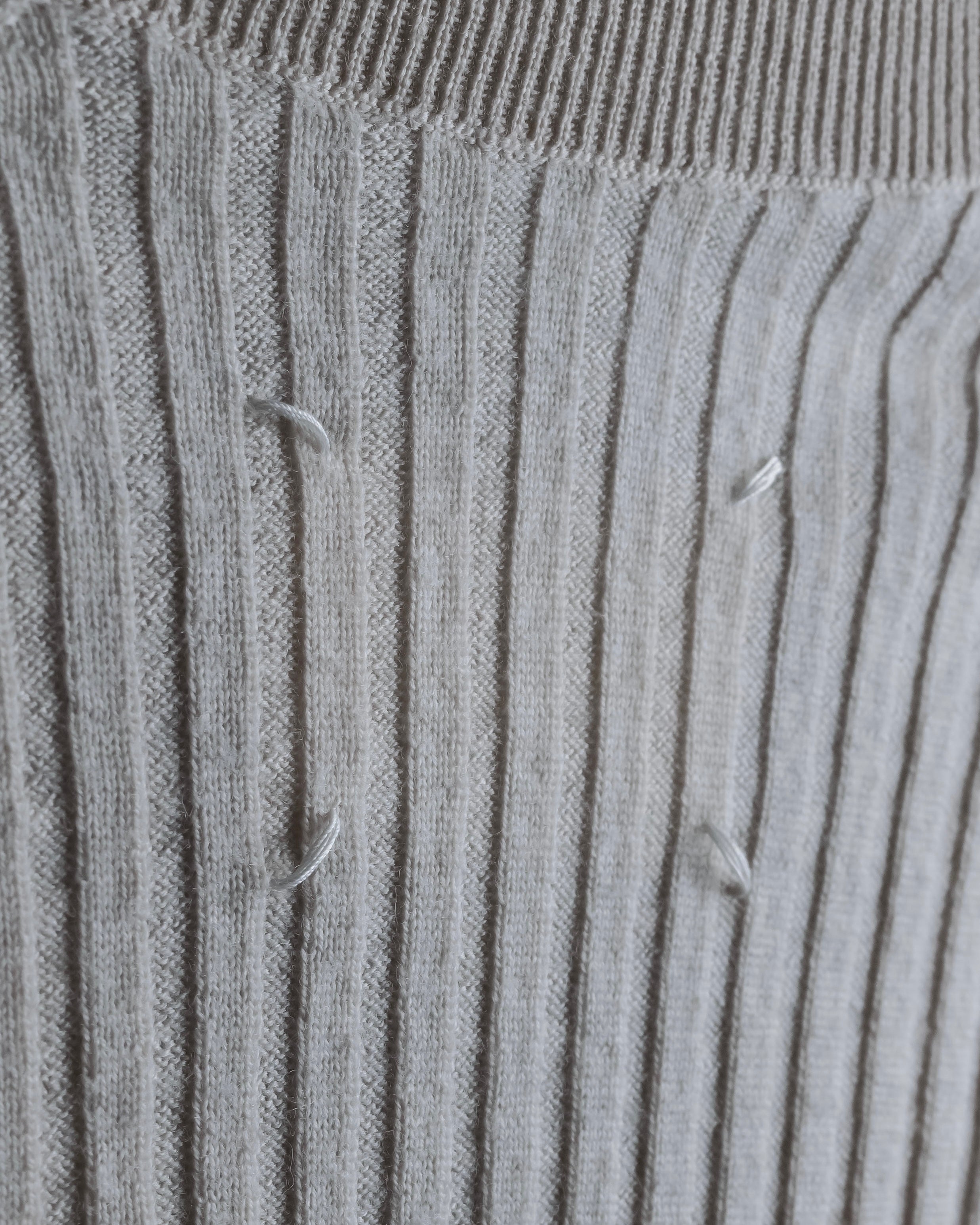 "MAISON MARGIELA" 18AW Ribbed shaped V-neck knit