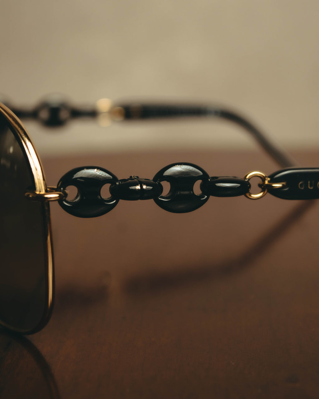 -SPECIAL- "Gucci" 00's Vintage aviator sunglasses with marina chain temples