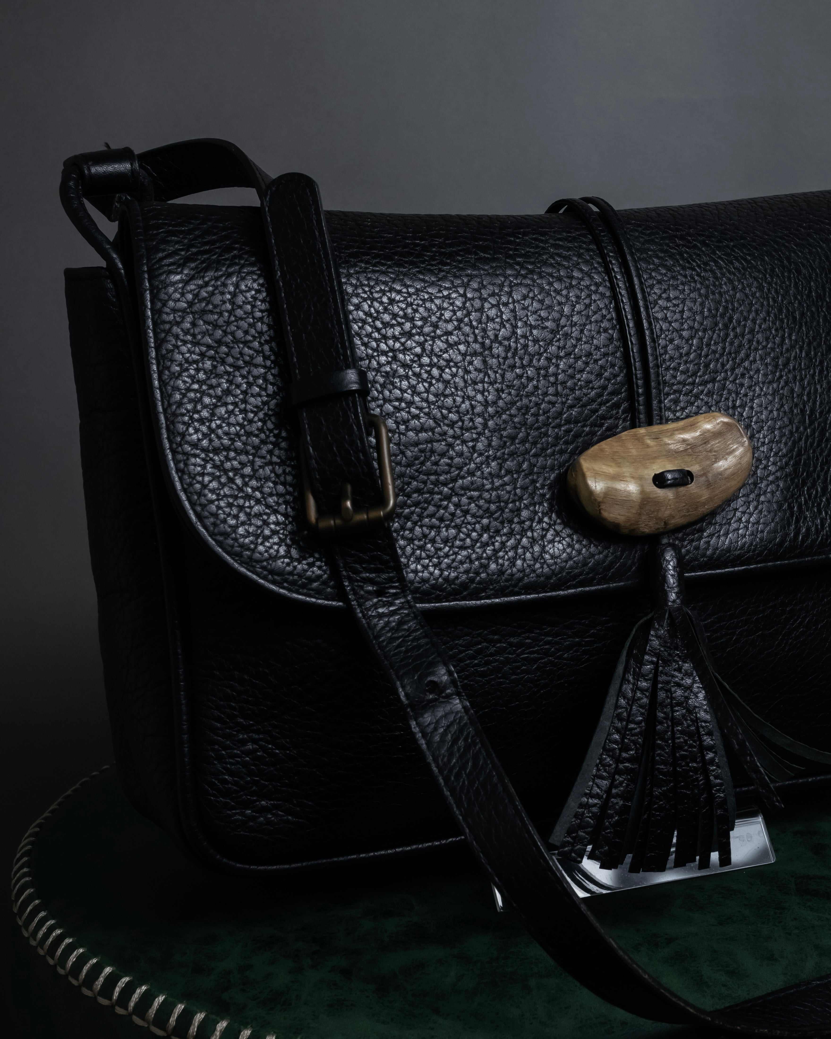 "YVES SAINT LAURENT" 80's-90's Wood toggle design pebbled leather bag