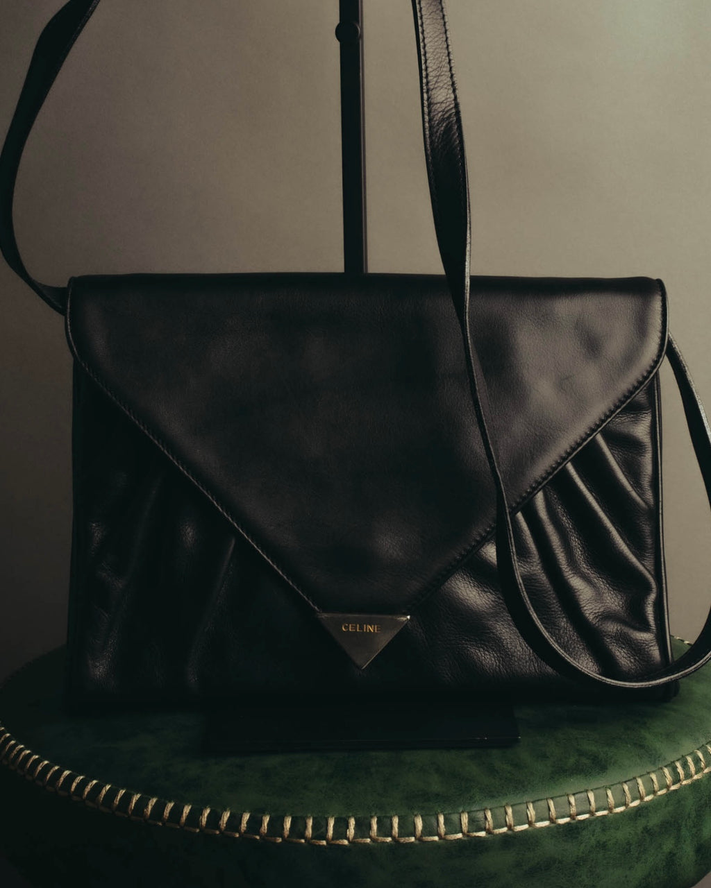 "CELINE" 70's-80's Classic black leather shoulder bag