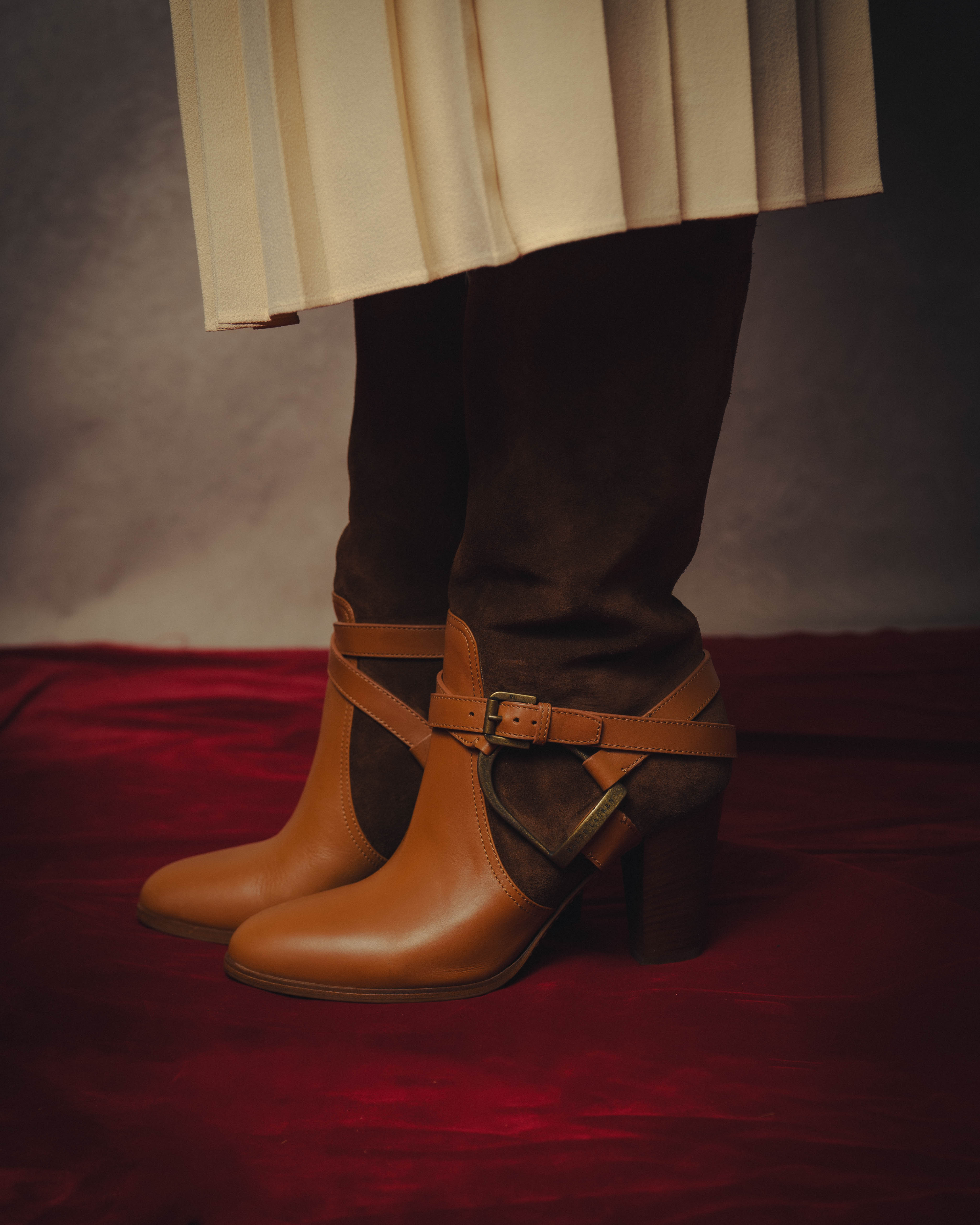-SPECIAL- “Ralph Lauren” 2010’s-20’s Sareena washed vachetta long boots
