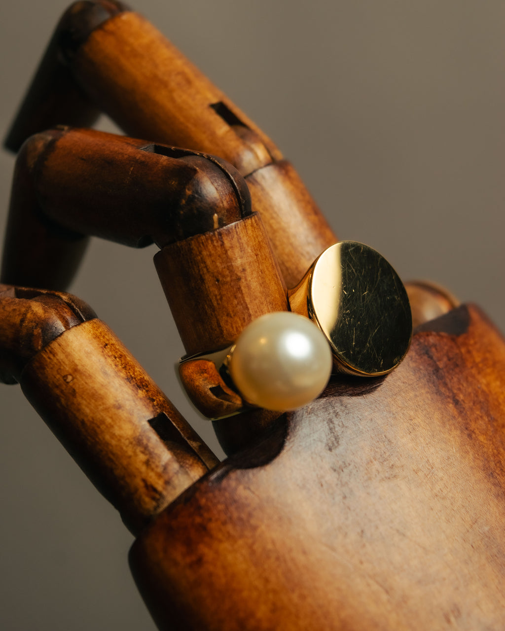 “Chloé” 2015-2016 darcey pearl fork ring