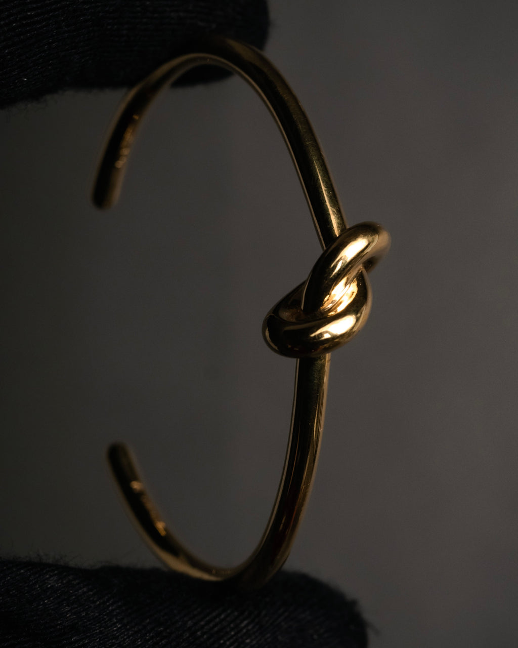 “CELINE” 10’s Knot cuff bracelet