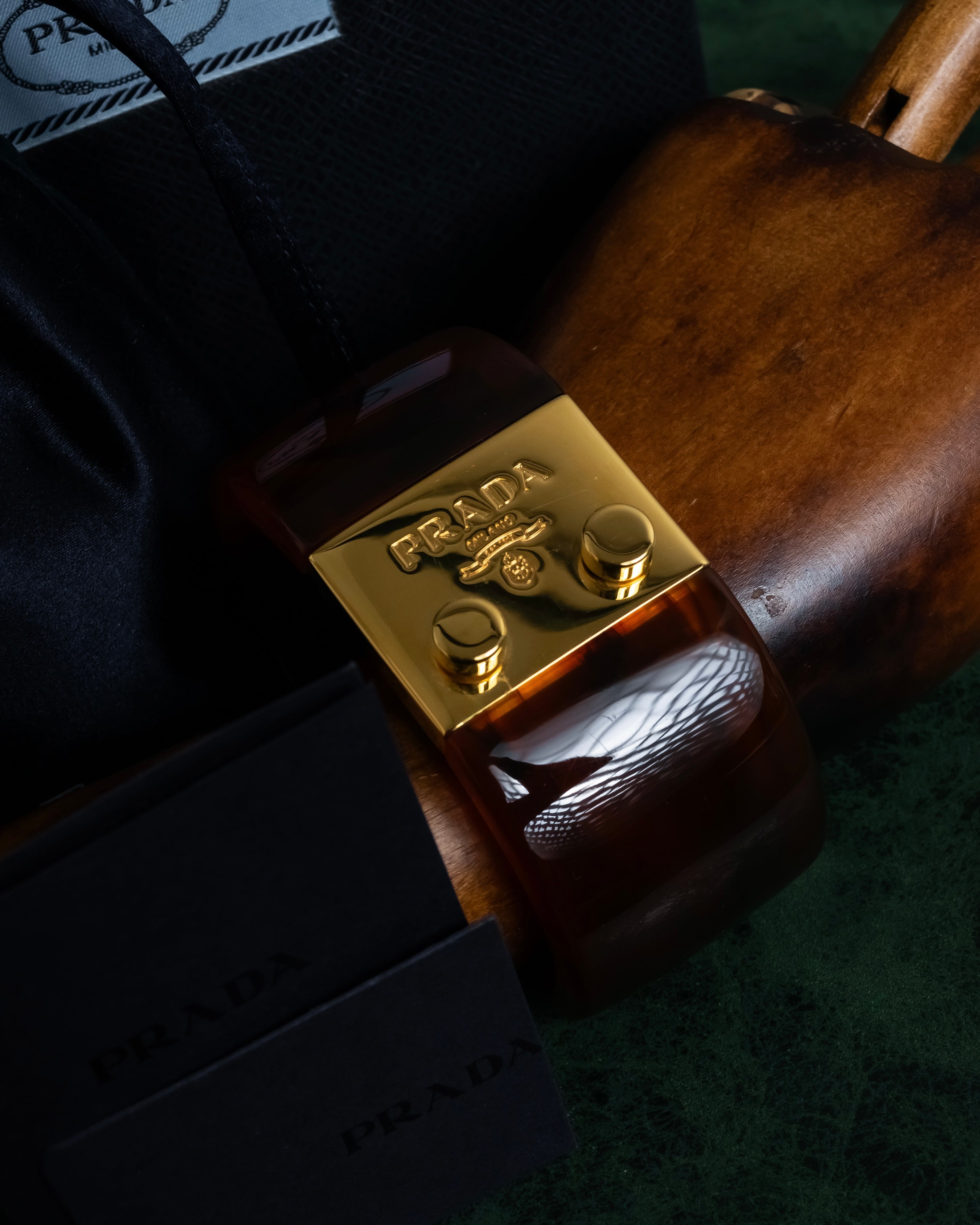 -MOOD Christmas Collections-
"PRADA" Miuccia Prada design tortoiseshell architectural bangle