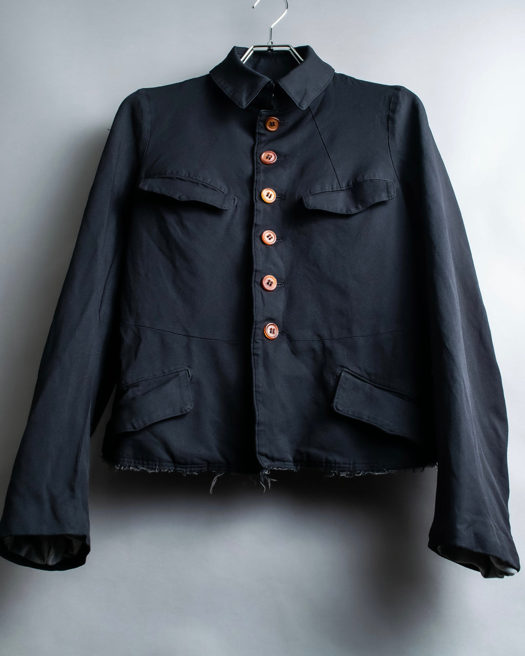 "COMME des GARCONS
COMME des GARCONS" 6 button detail raw edge jacket