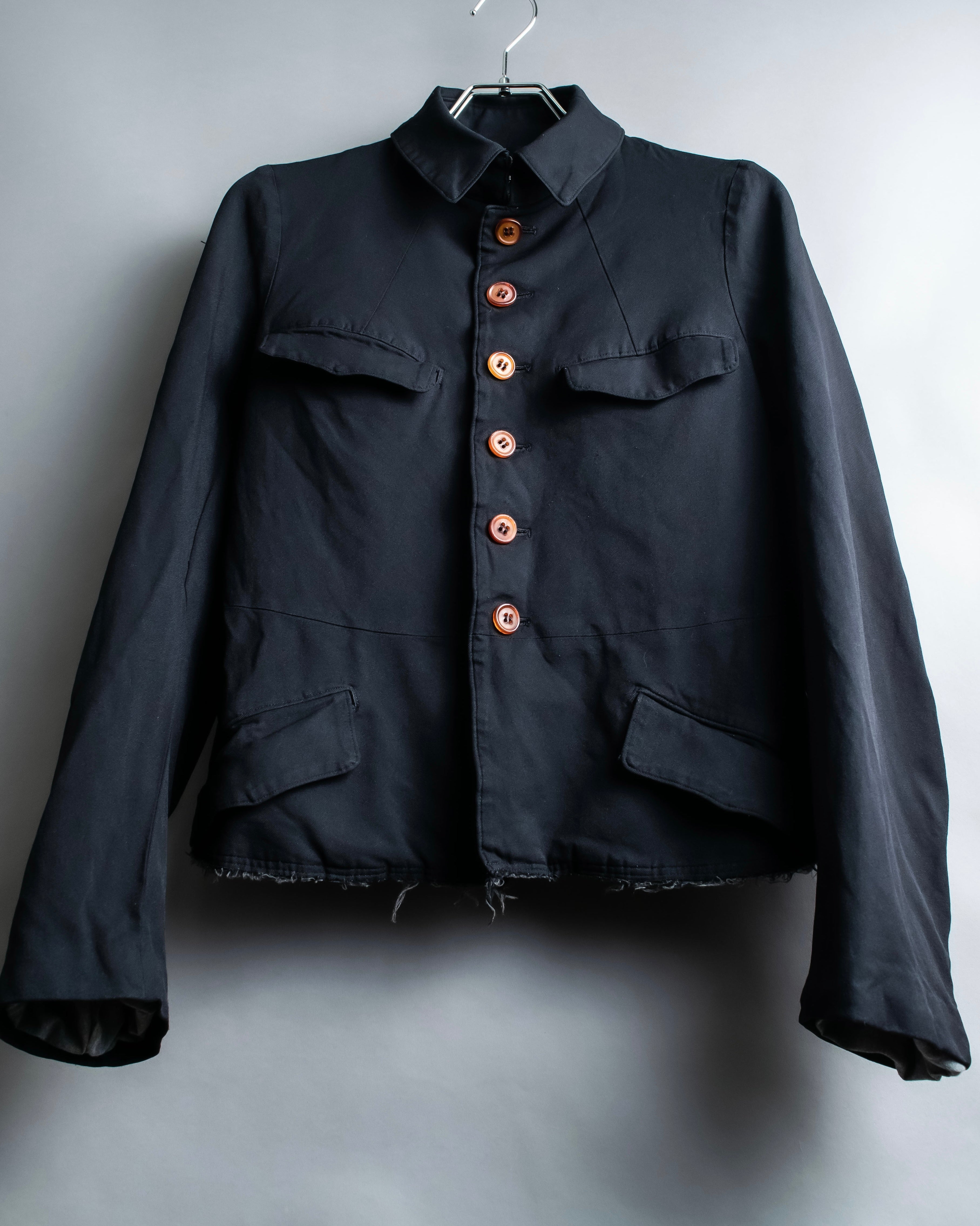 "COMME des GARCONS
COMME des GARCONS" 6 button detail raw edge jacket