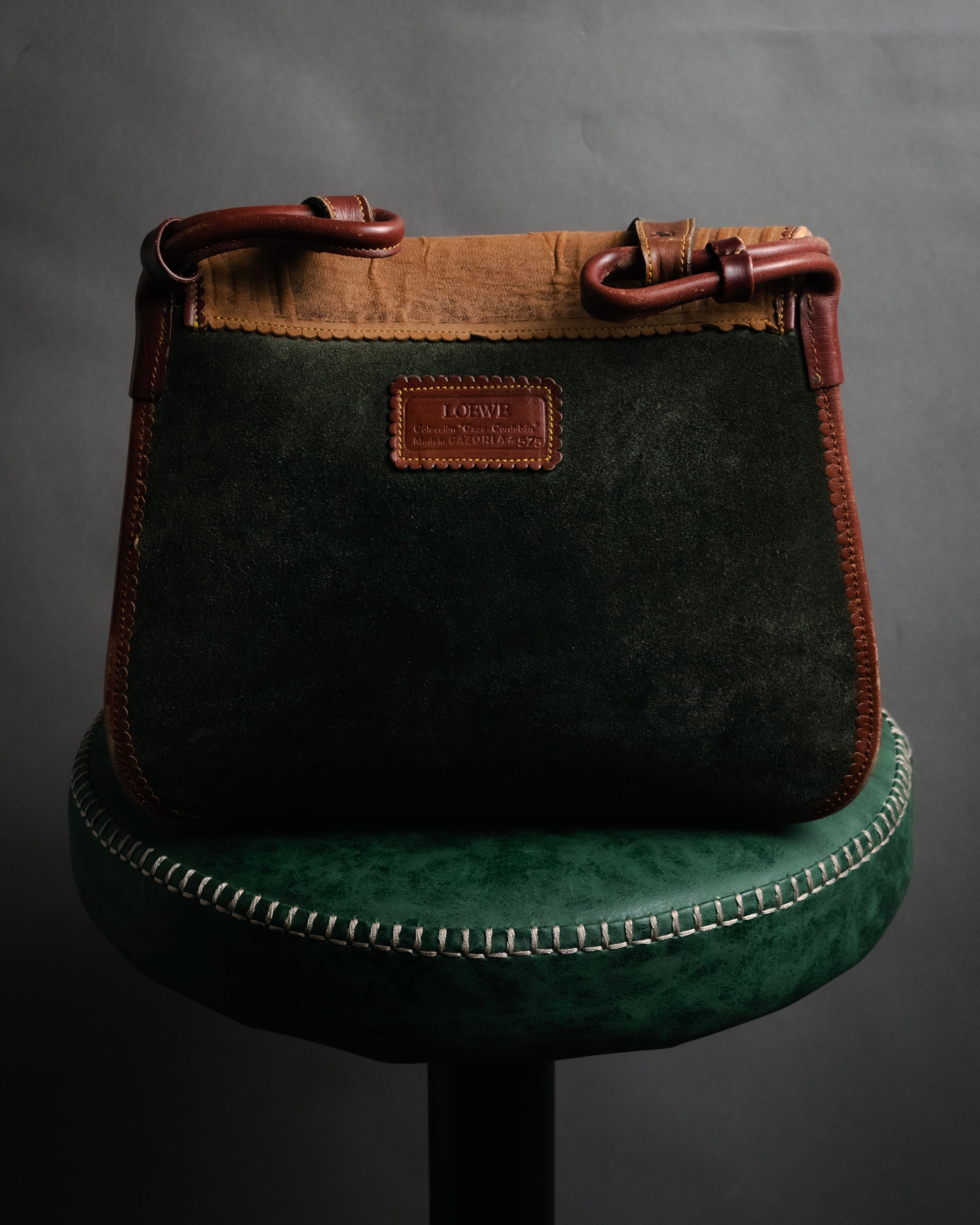 –SPECIAL– “LOEWE” 70’s-80’s Caza Cordobán embossed shoulder bag