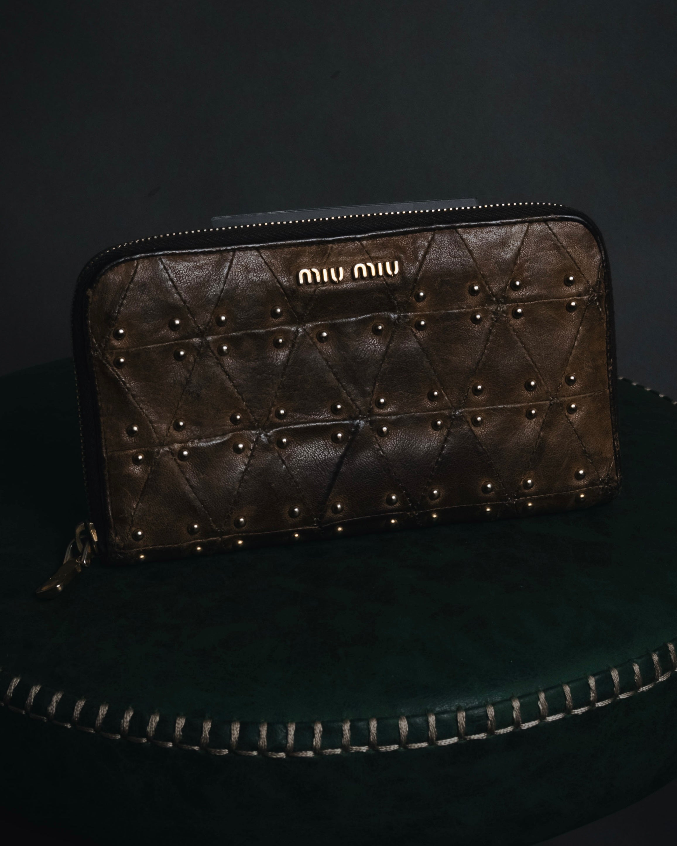 "MIU MIU" 10’s studded quilted vintage leather zip wallet