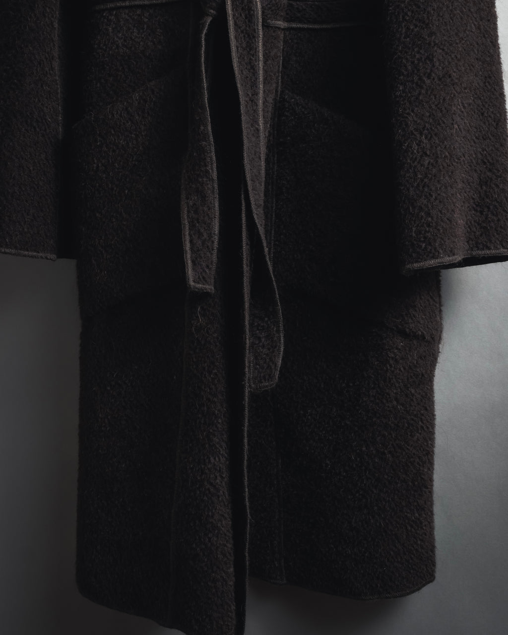 "FENDI" 90’s-00’s Sculptural belted leopard cat fur collar alpaca coat