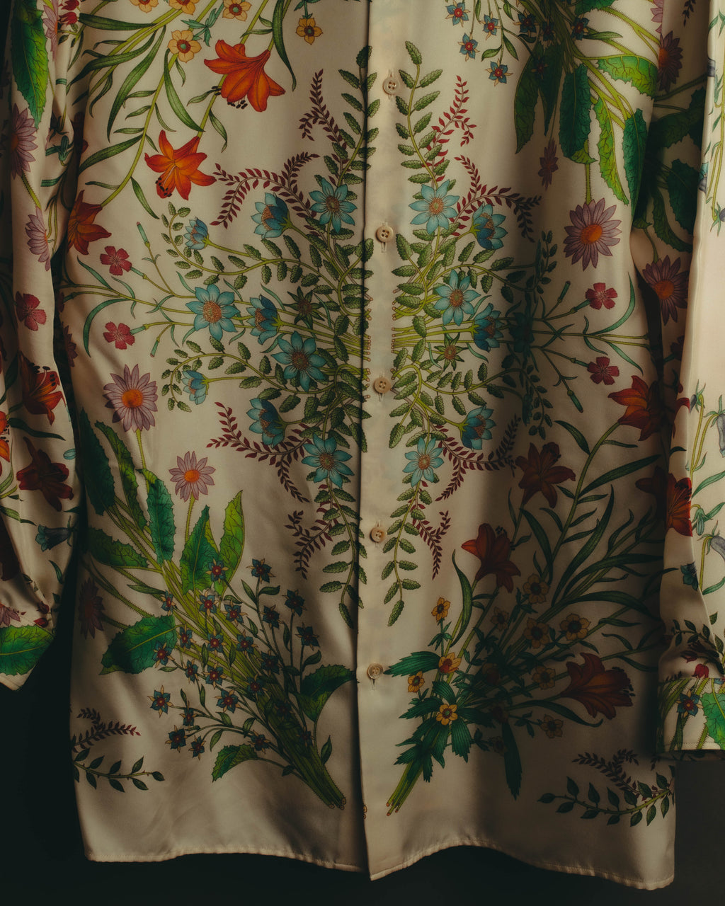 -SPECIAL- “GUCCI” 2015-2022 Botanical printed silk shirt