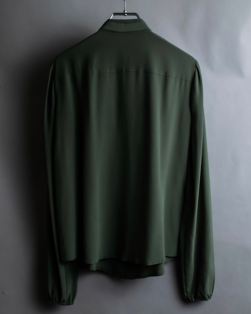 "GUCCI" Tab design bowtie blouse