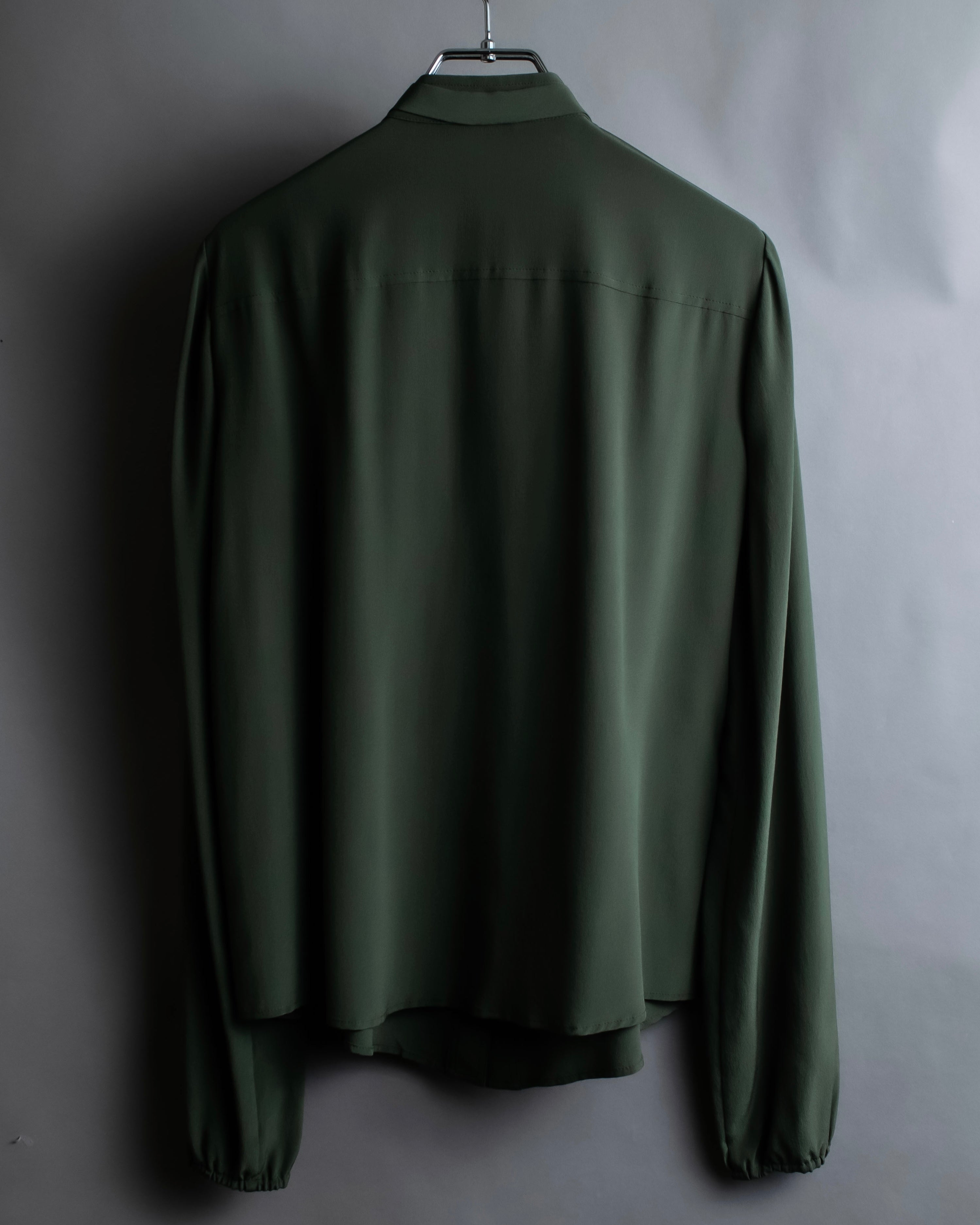 "GUCCI" Tab design bowtie blouse