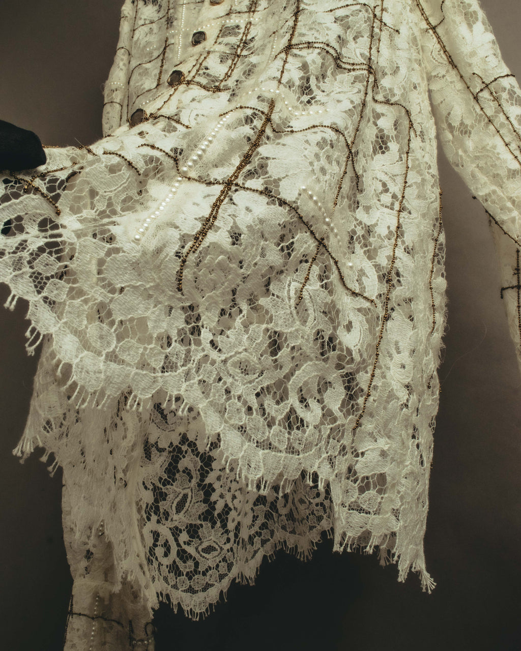 -SPECIAL- "CHANEL" 10's-20's Embellished floral lace and pearl check oversized shirt