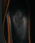"Hermès" 90's-00's Sculptural suede pointed-toe pumps