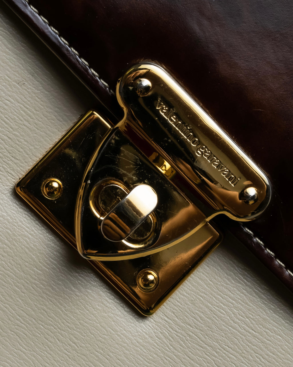 "Valentino Garavani" Square form bicolor 2way leather bag