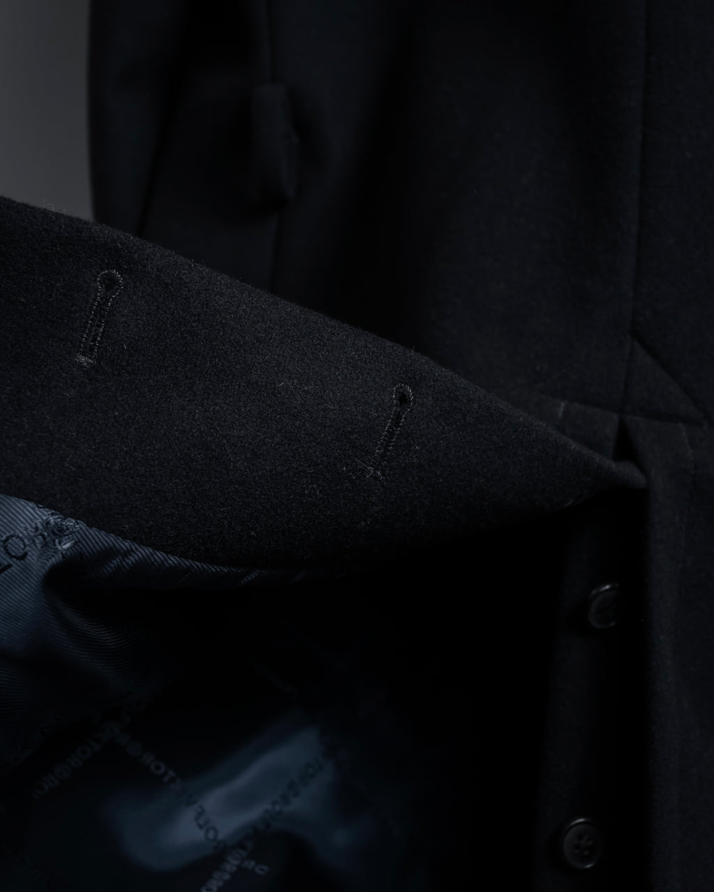 "VIKTOR&ROLF" Sculptural lapel melton coat