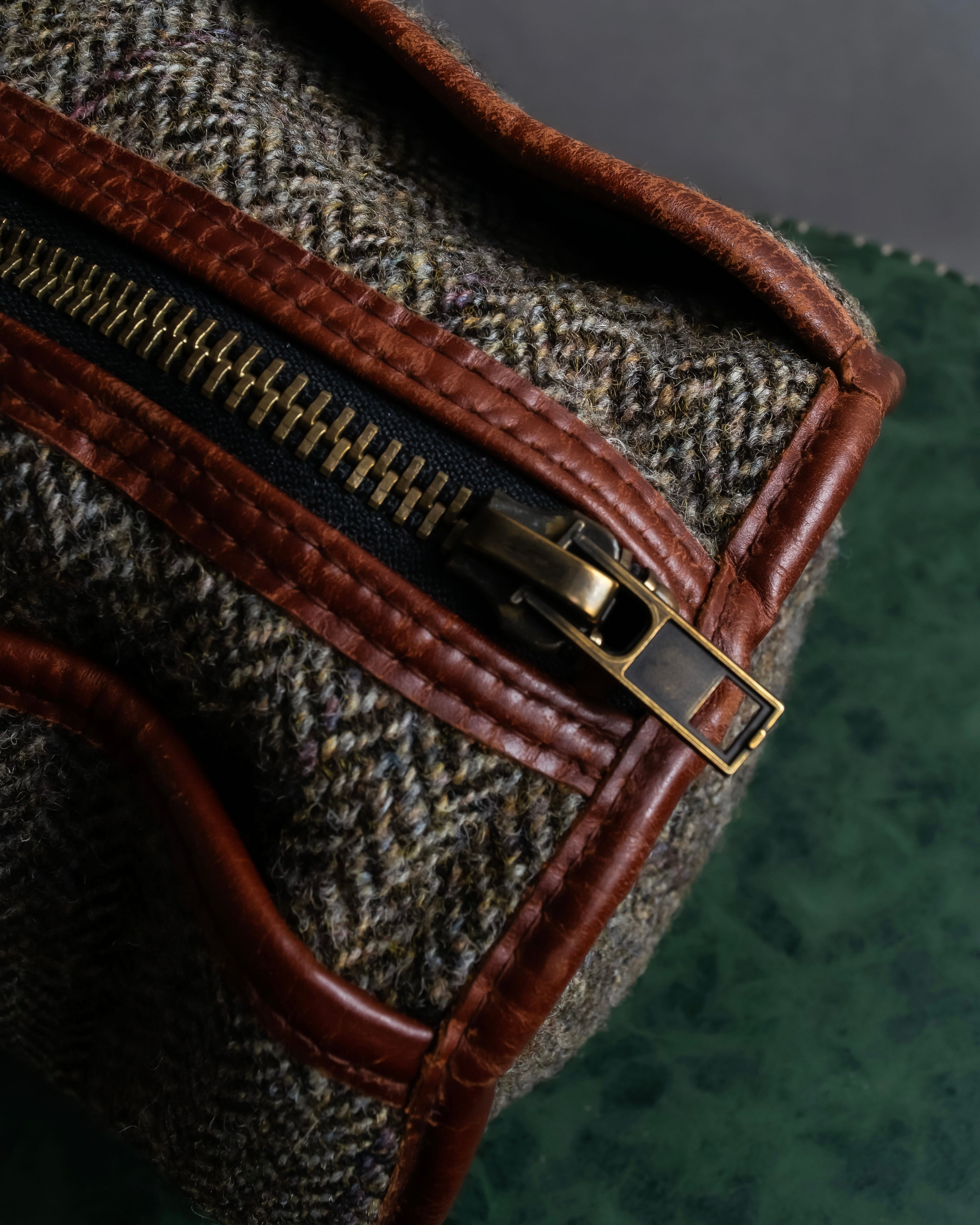 "Harris Tweed" Herringbone wave boston bag