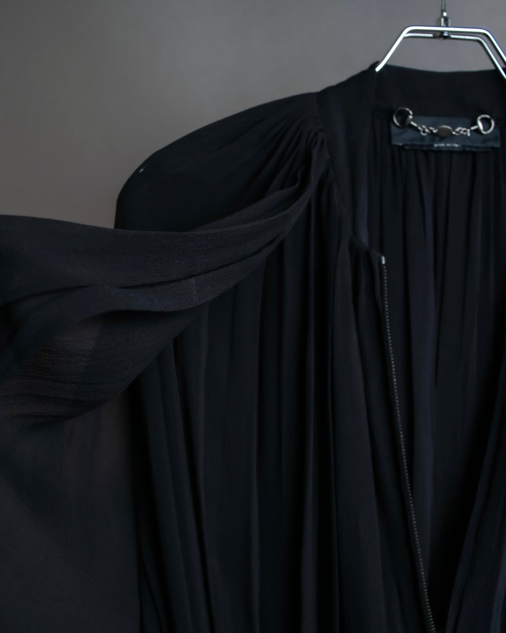 "GUCCI" Balloon draping design zip-up silk blouson