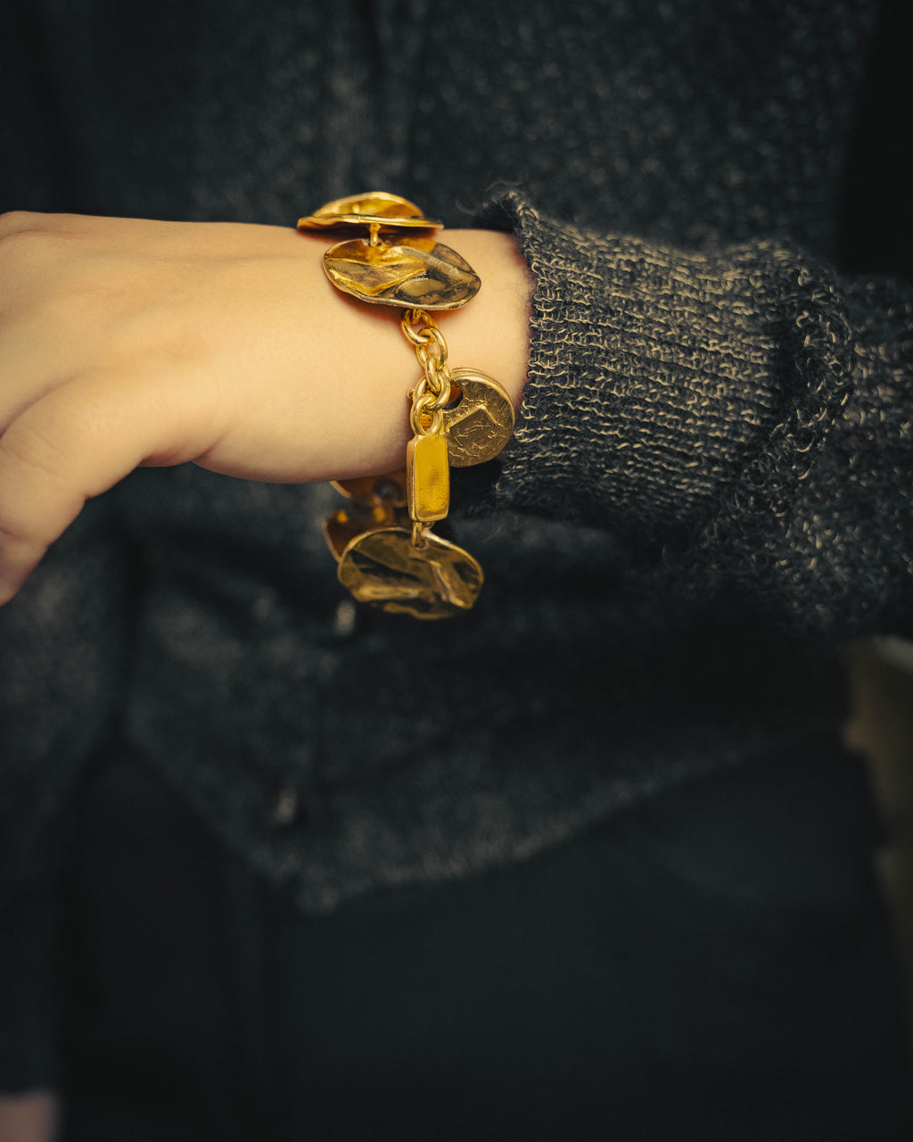 -SPECIAL- “Yves Saint Laurent” 80’s-90’s Hammered gold coin link bracelet