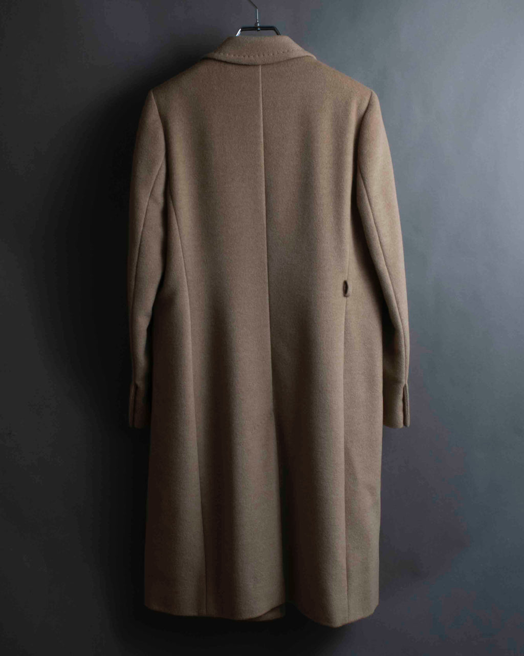 "Max Mara" Buttonless straight line beige chester coat