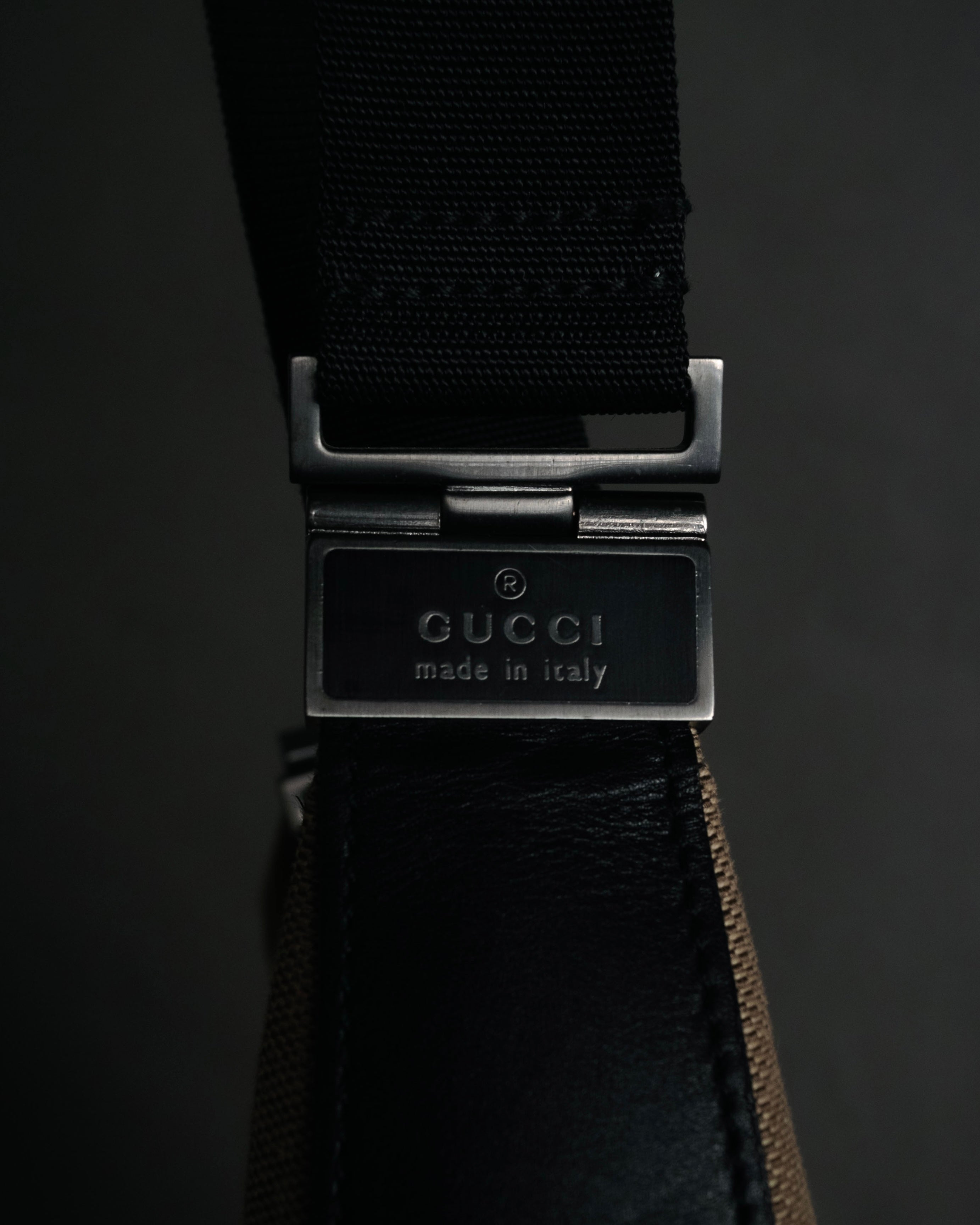 “GUCCI” 90’s-00’s Utility chic canvas shoulder bag with twin pockets