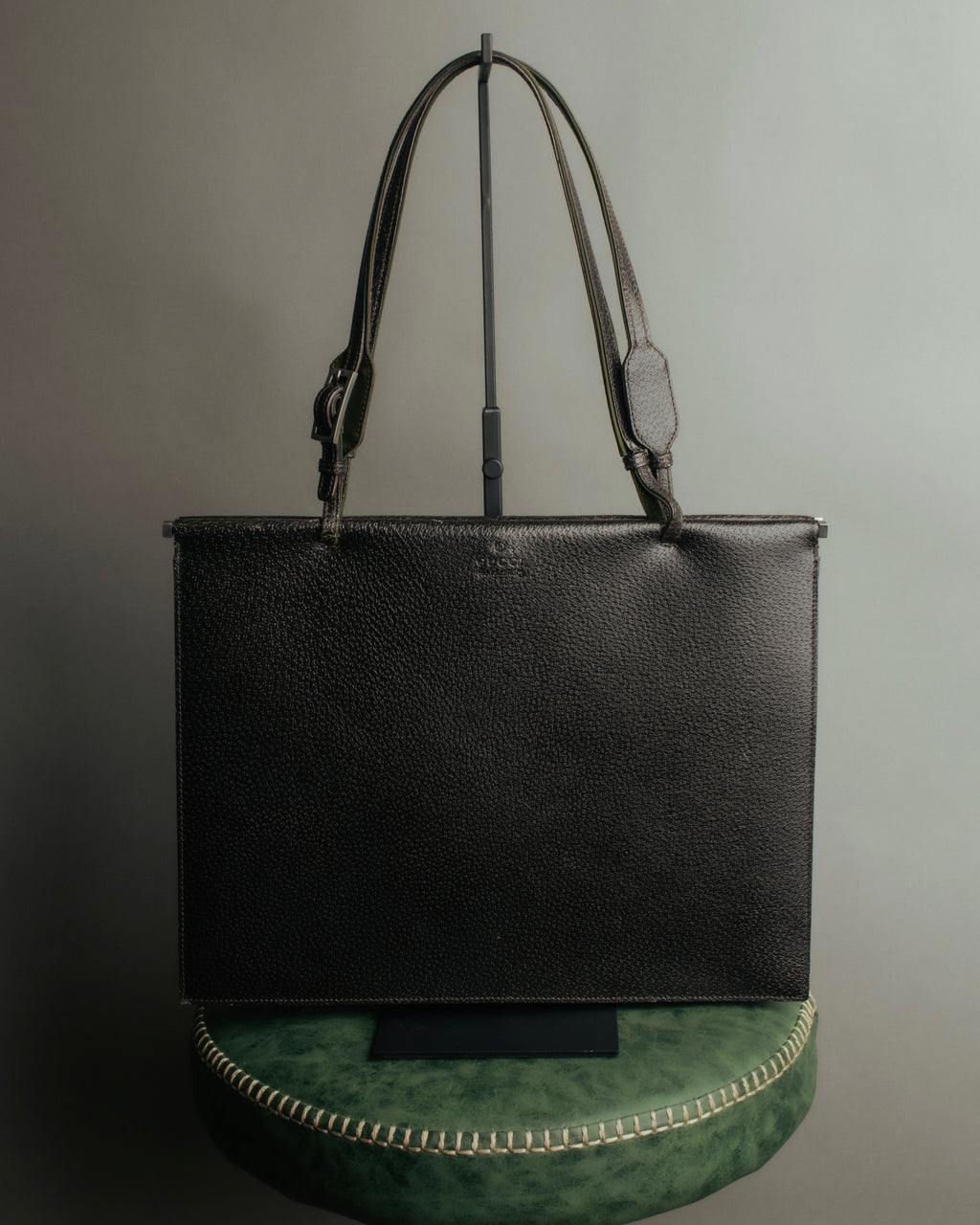 “GUCCI” 90’s structured box leather handbag