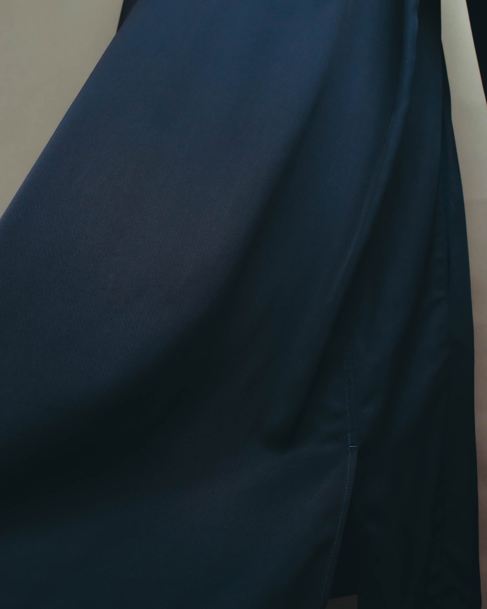 -SPECIAL- "Jil Sander" 2023 Elegant rayon skipper mock-neck shift dress