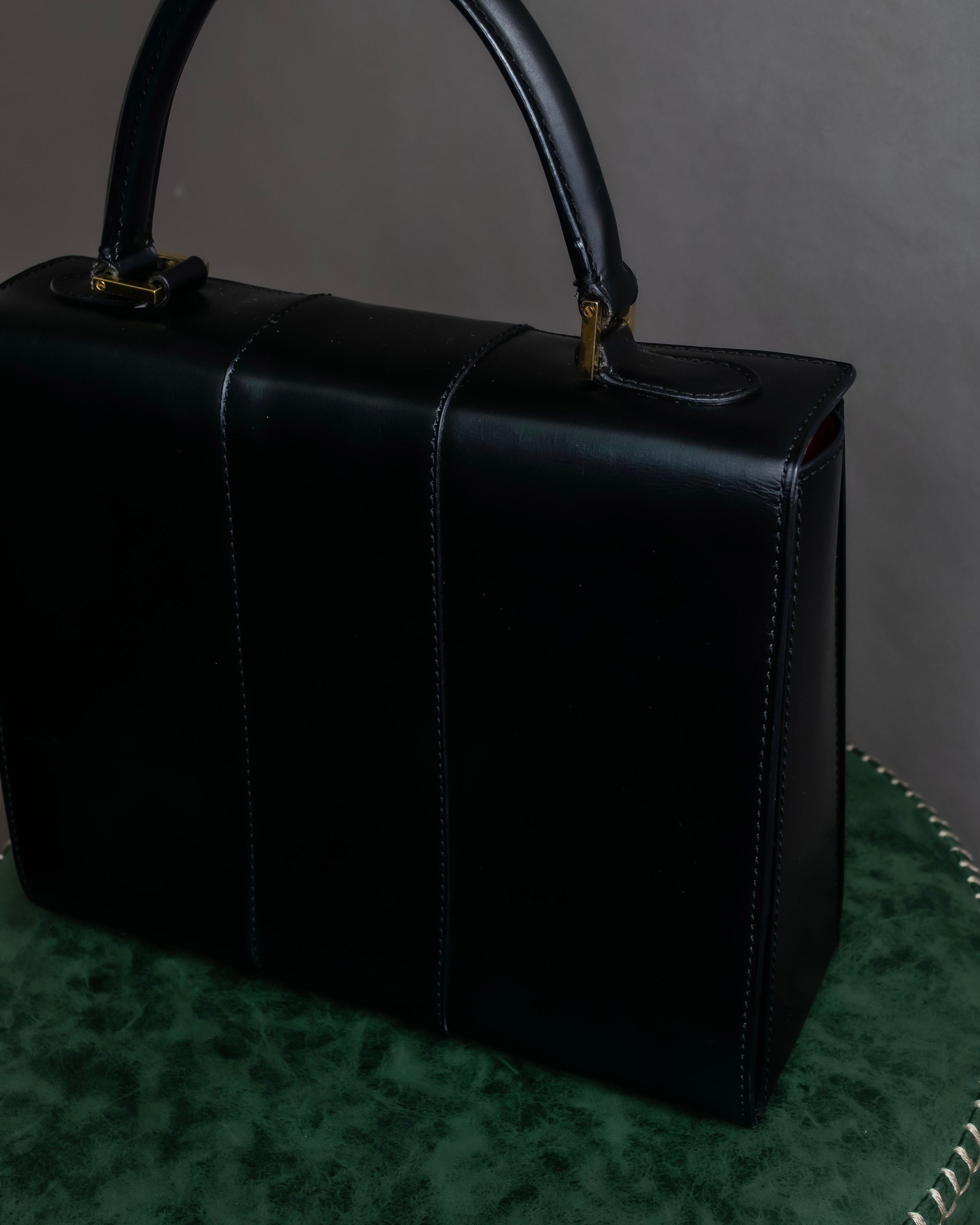 "CELINE" Ringlock design leather hand bag