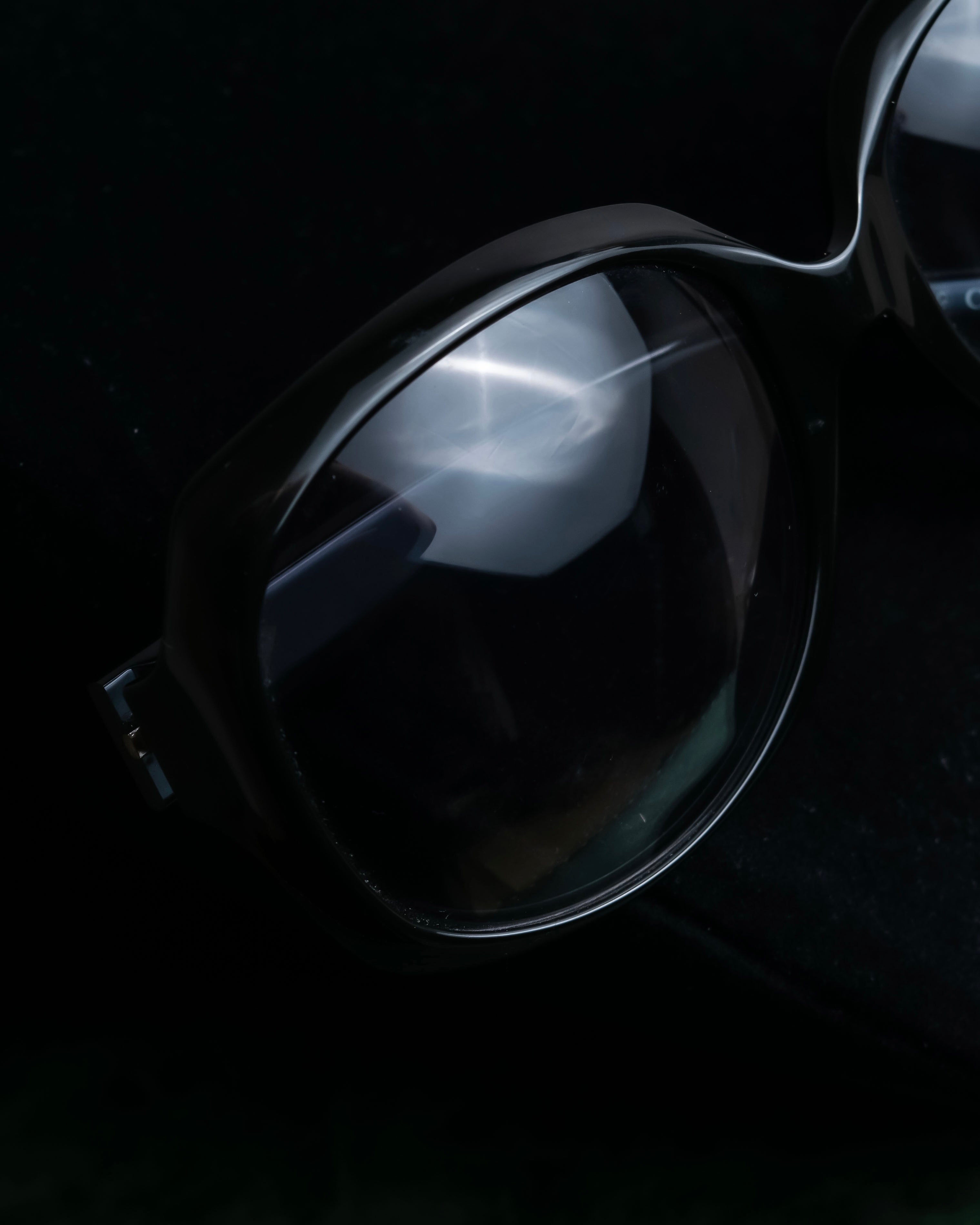 "Christian Dior" Black frame engraved logo sunglasses