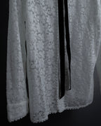 "GUCCI" Michele period floral lace design bow tie shirt