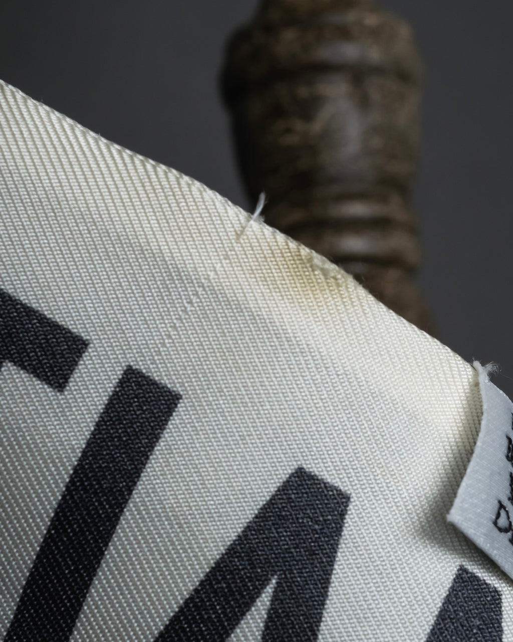 -MOOD Christmas Collection-
"Dior" Maria Grazia Chiuri Toile de Jouy motif silk scarf