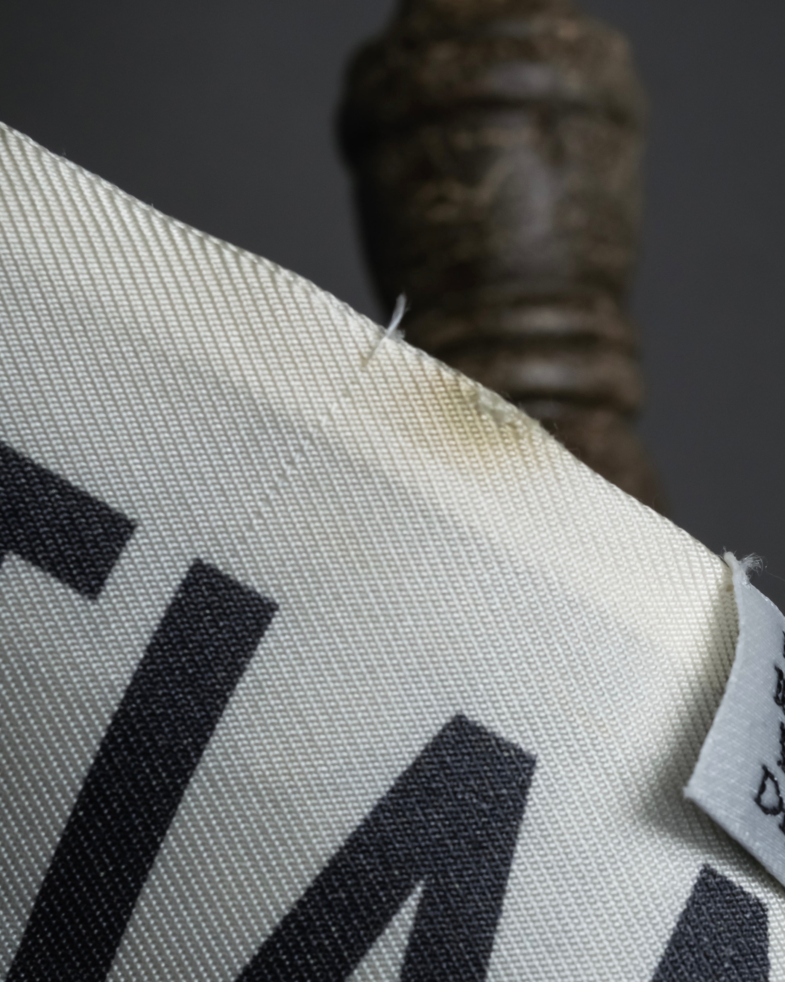 -MOOD Christmas Collection-
"Dior" Maria Grazia Chiuri Toile de Jouy motif silk scarf