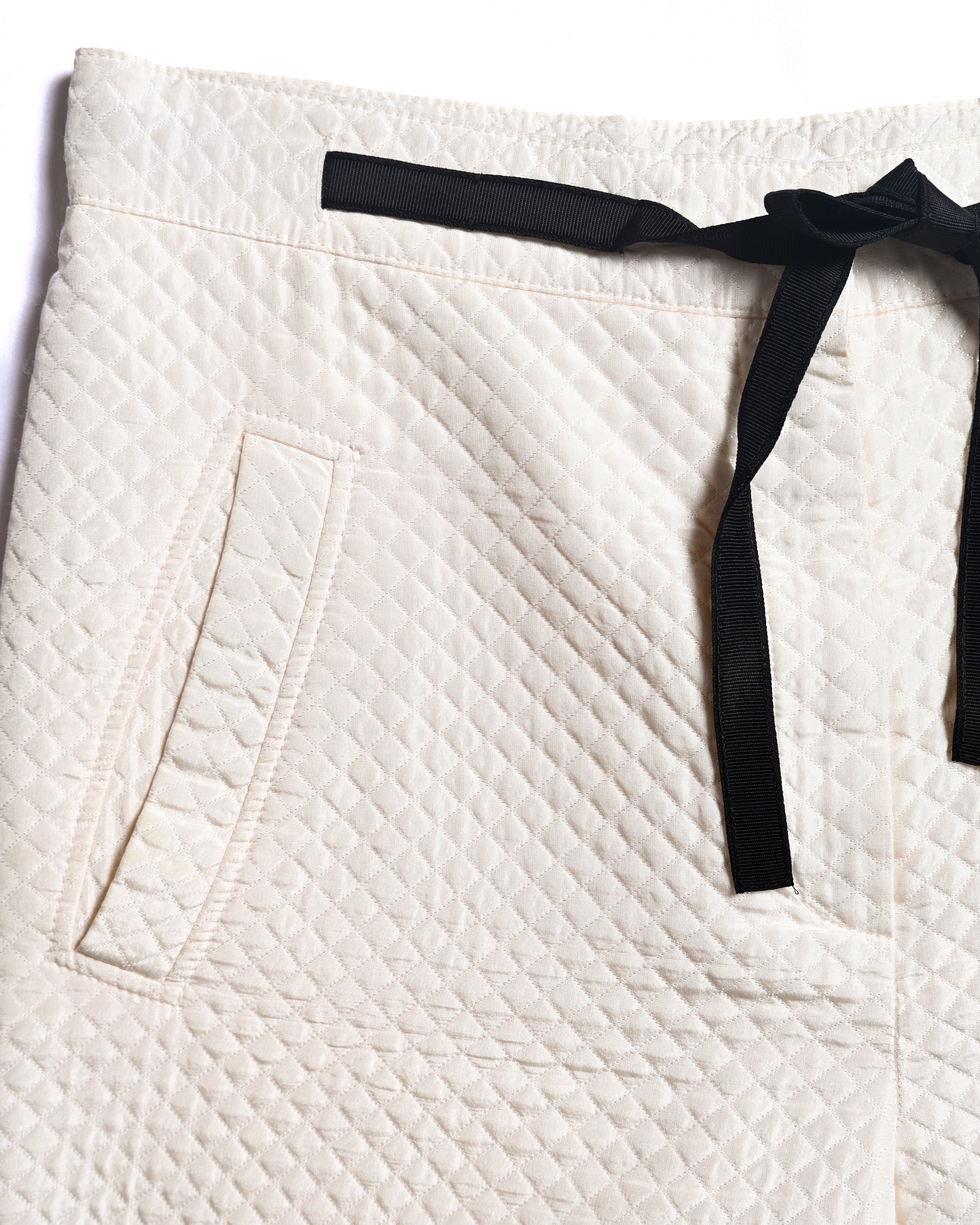 Chiristian Dior by Maria Grazia Chiuri/ Silk Blend Diamond Quilted Shorts White