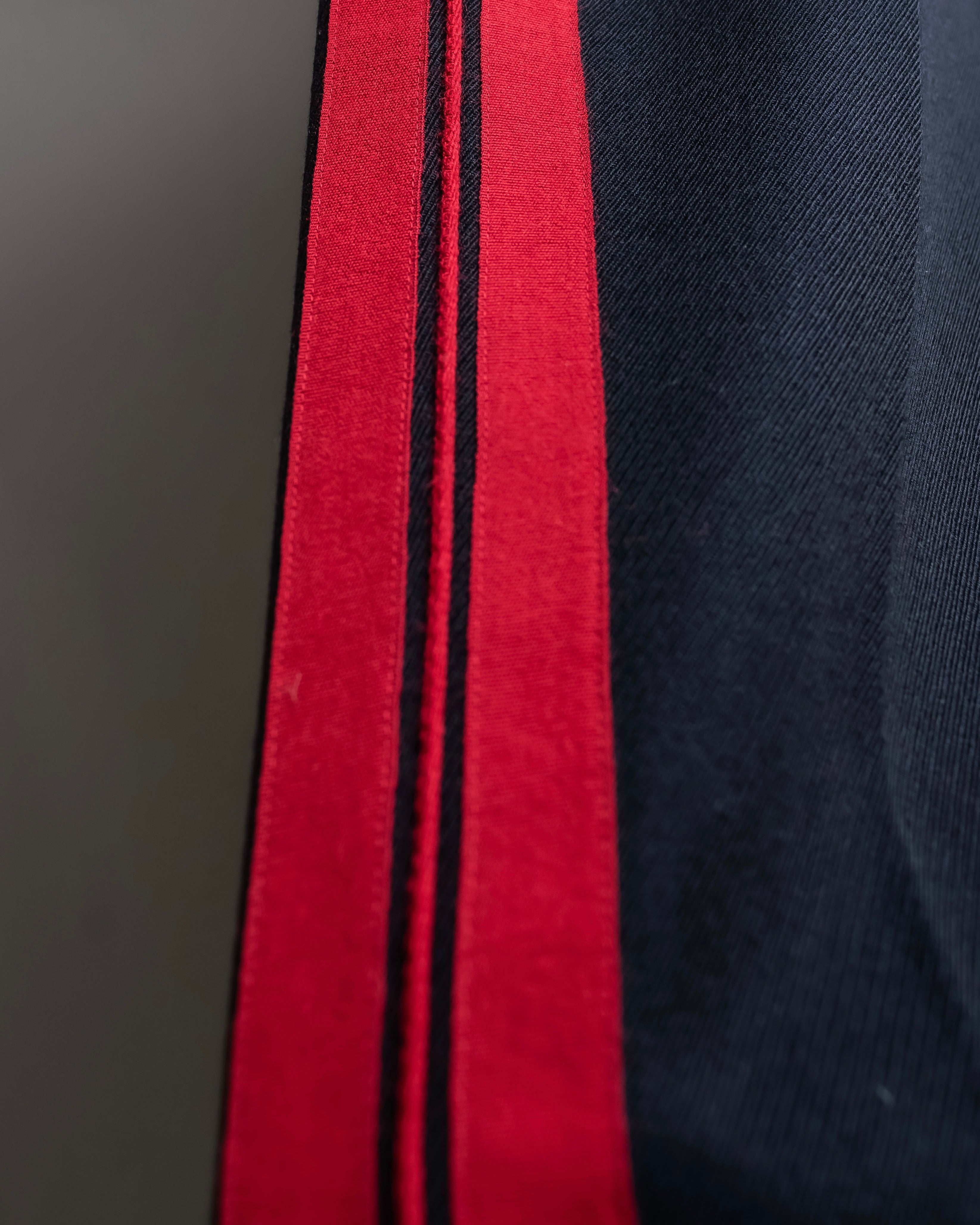 "MAISON MARGIELA" 17AW side track line hem wool slacks