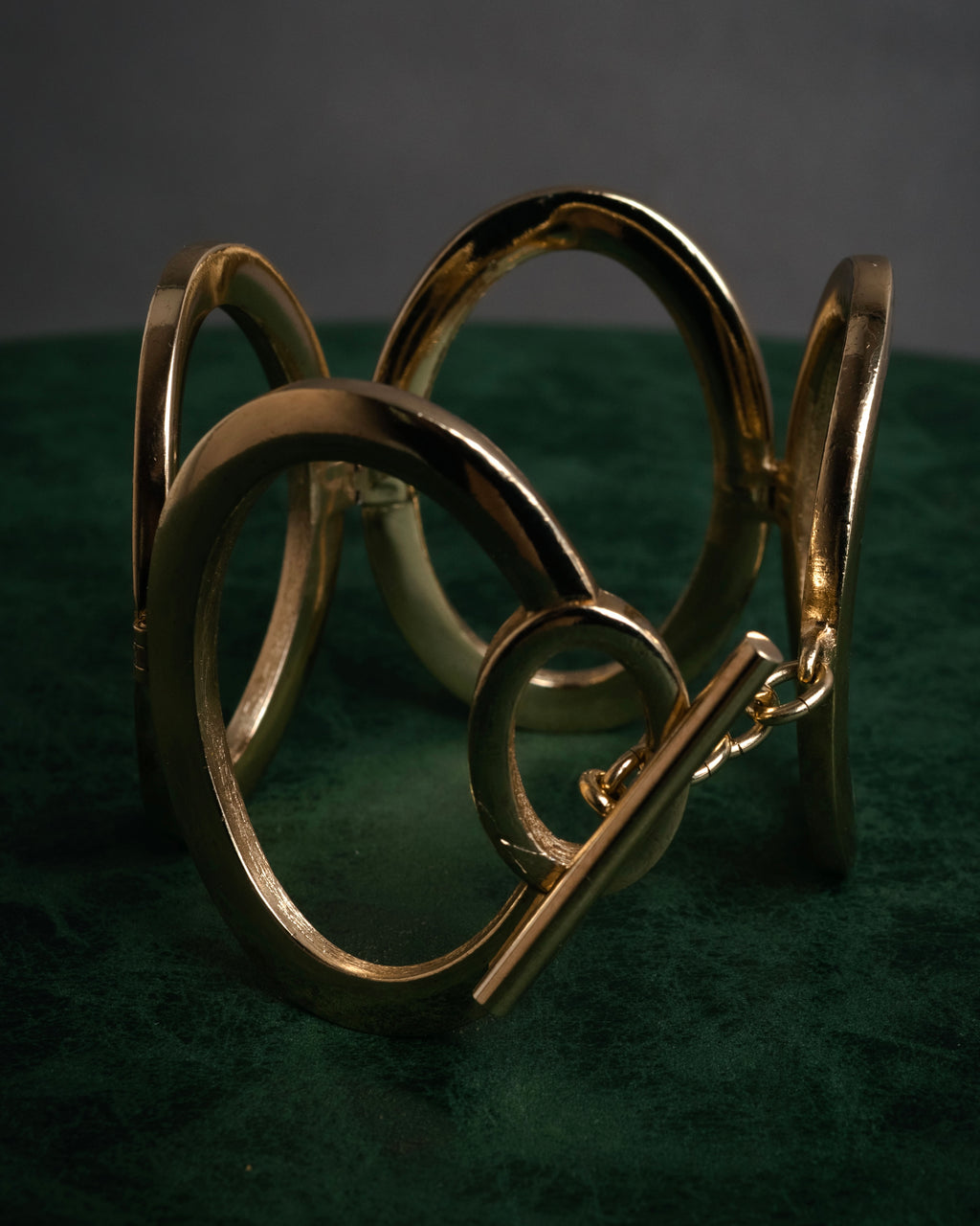 –SPECIAL– “Christian Dior” 90’s Sculptural oval link bracelet