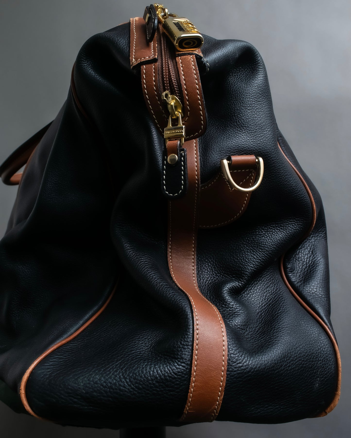 "BALENCIAGA" Leather piping one handle boston bag