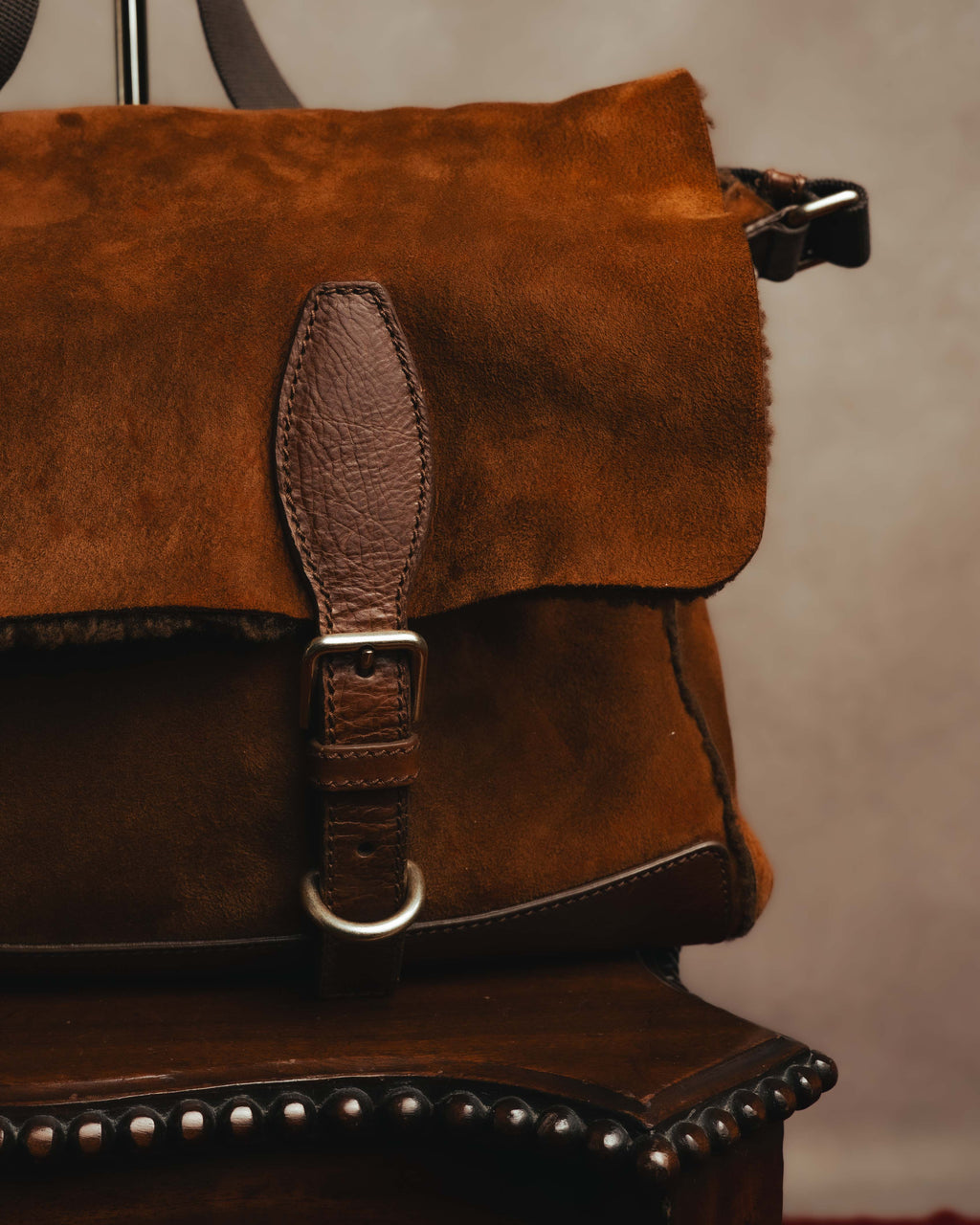 -SPECIAL- "Yves Saint Laurent" 00's Luxurious shearling double buckle messenger bag
