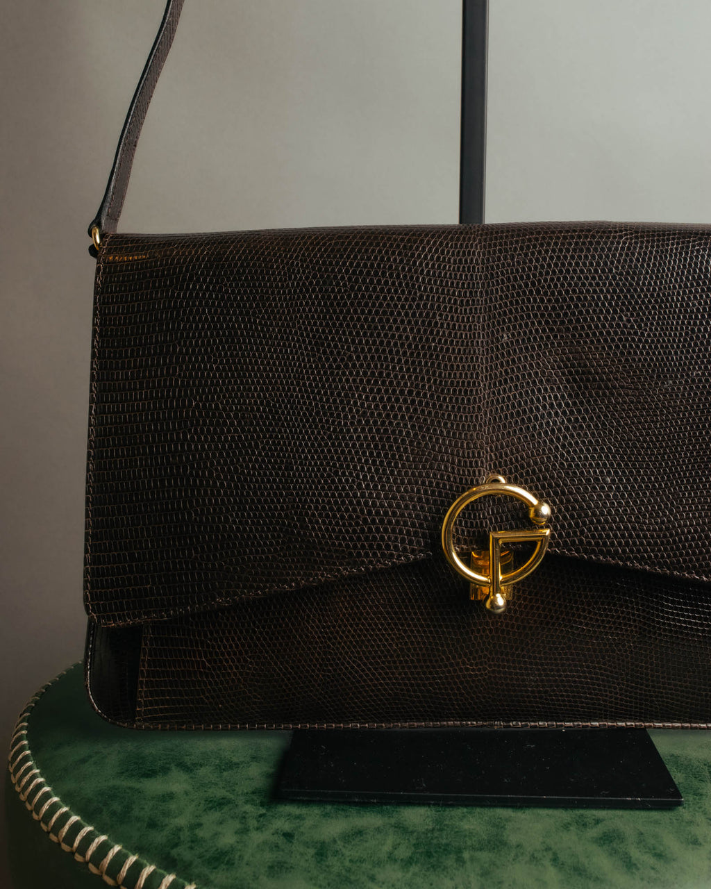 -SPECIAL- “GUCCI” 70’s-80’s lizard embossed flap shoulder bag