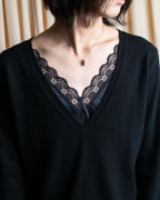 "DOLCE & GABBANA" Lace layered design V-neck knit