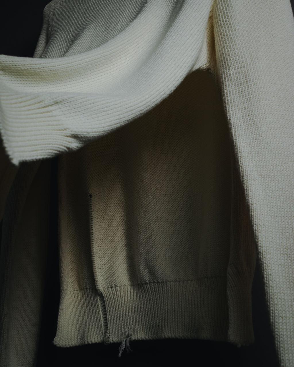 "Maison Margiela" 2022SS Destroyed rib-knit sweater