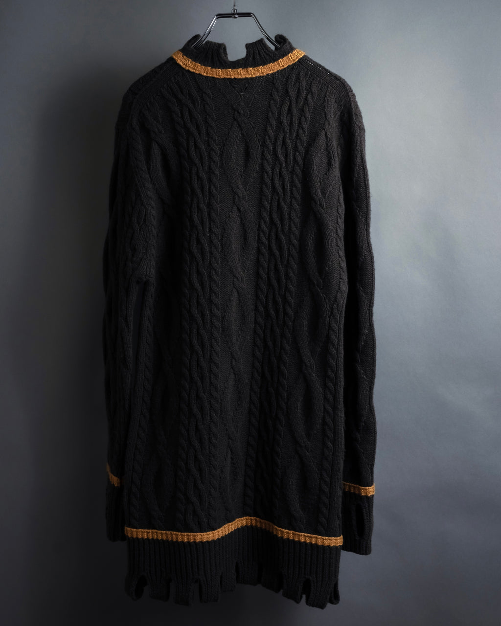 "Vivienne Westwood" Orb logo engraved cable knit cardigan