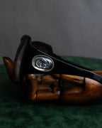 "GUCCI" Butterfly frame GG logo engraved sunglasses