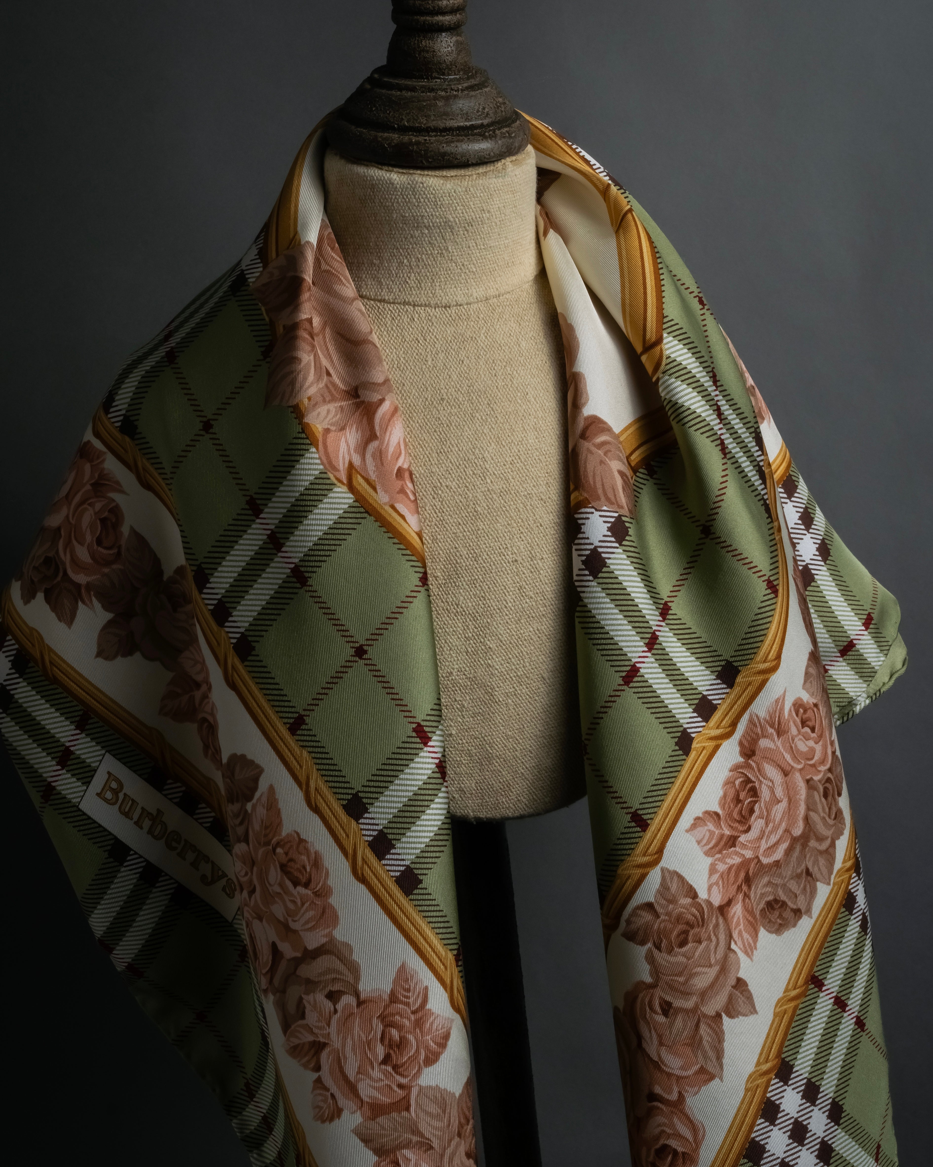 "BURBERRYS" Rose motif layered check pattern silk scarf