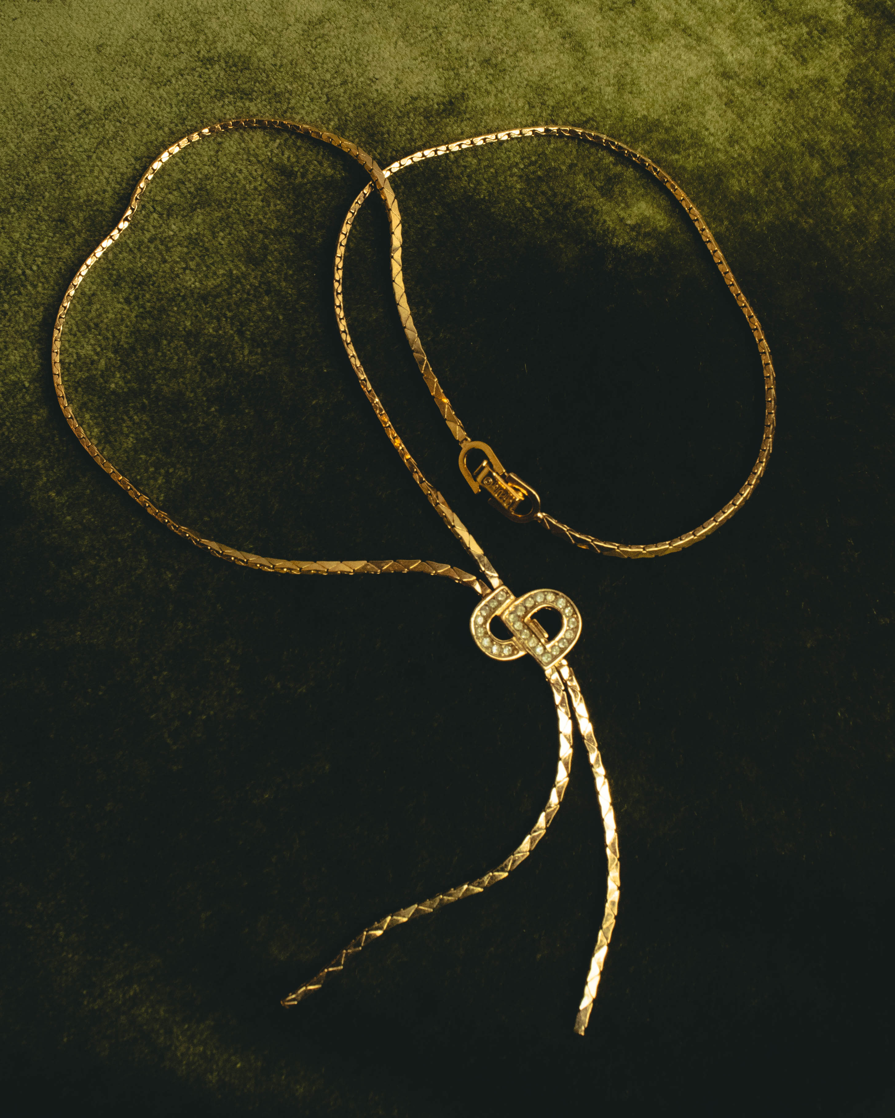 "Christian Dior" 80's-90's Gold tone rhinestone cd lariat necklace