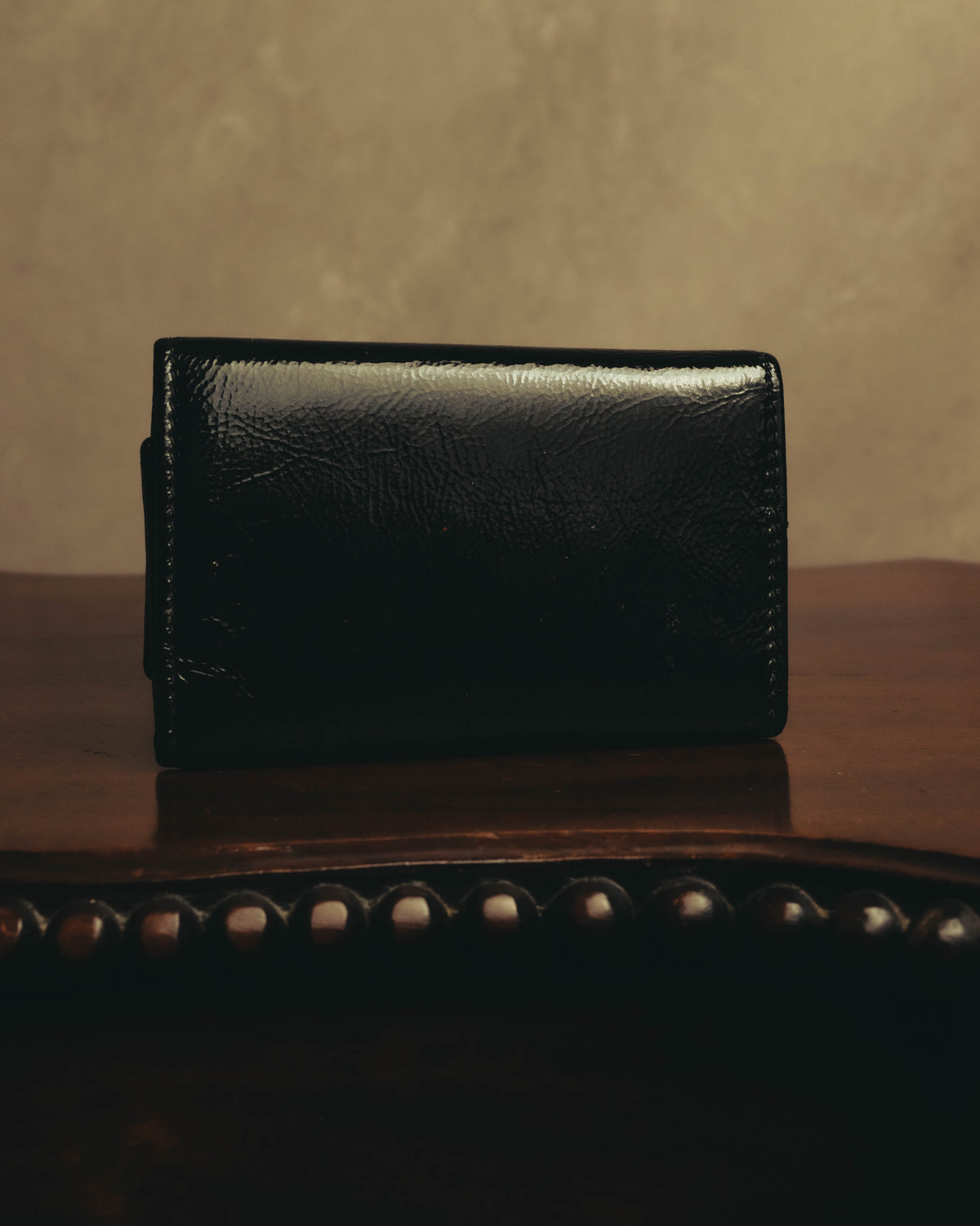 “Yves Saint Laurent” 00’s-10’s Y-Mail patent leather key case