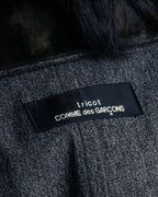 "tricot COMME des GARCONS" 
Double-breasted reversible fur tailored coat