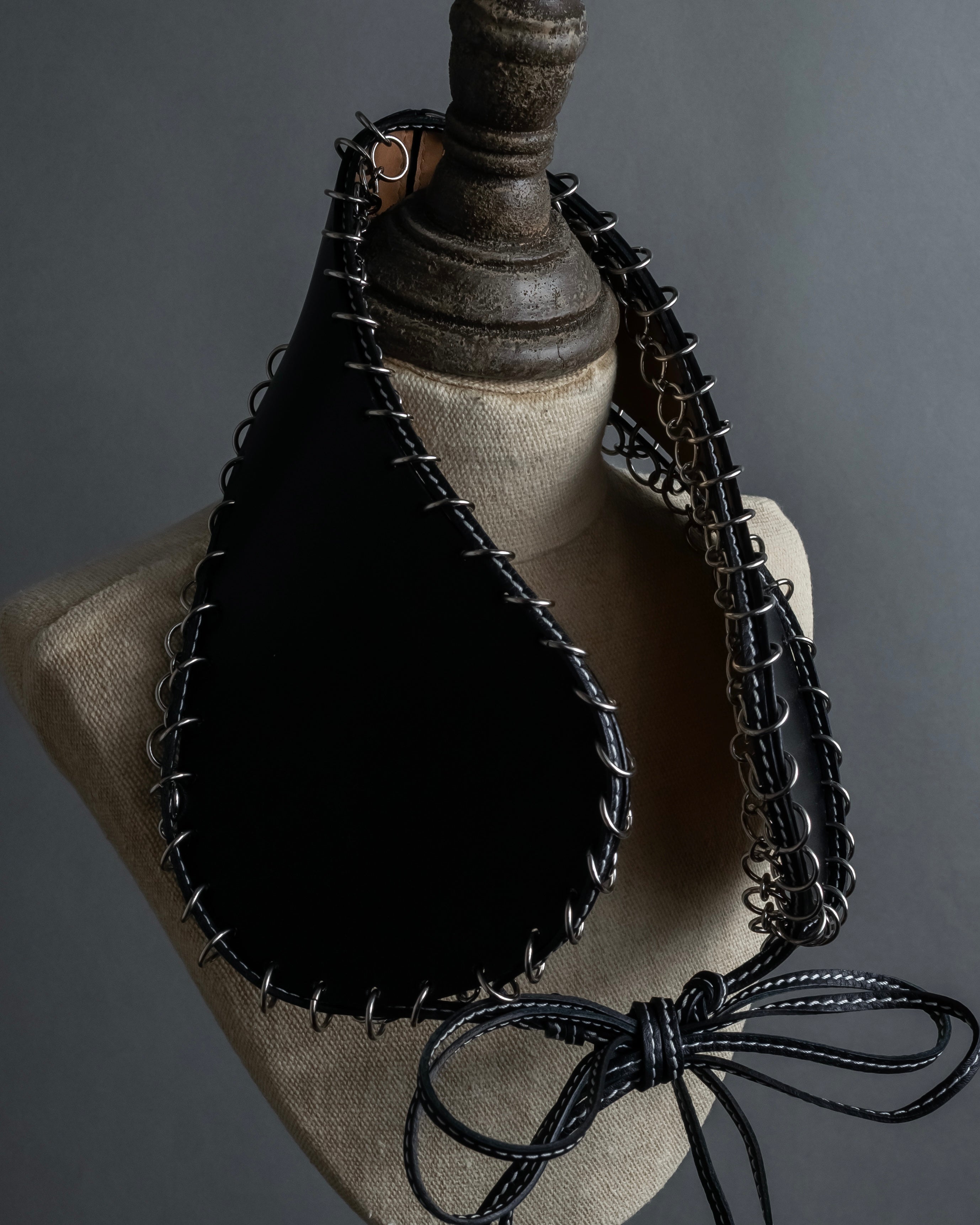 "LOEWE" Ring design leather corset necklace