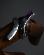 “GUCCI” 1990’s-2000’s Amethyst bypass silver ring