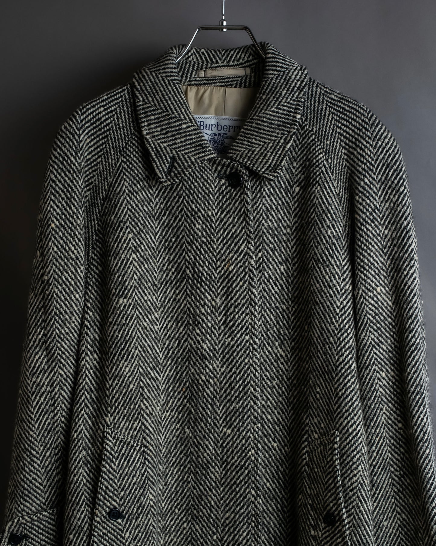 "BURBERRYS" Herringbone belted design soutien collar coat