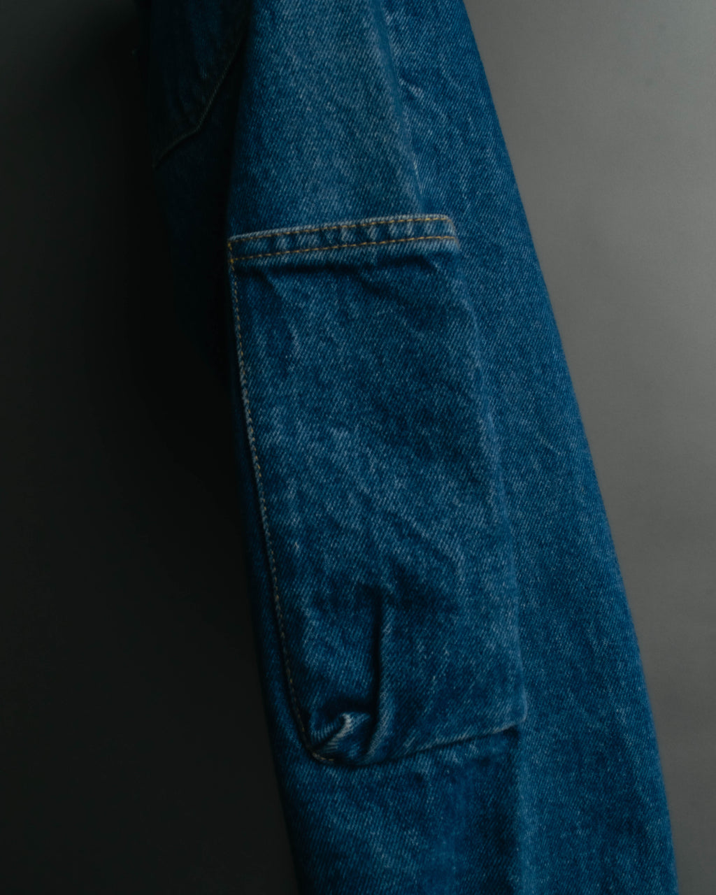 “Balenciaga” 2016-18’s tapered denim pants with neon back patch